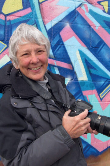 15c3446_CentroOff_Graffiti_INT_Page_032_Image_0001