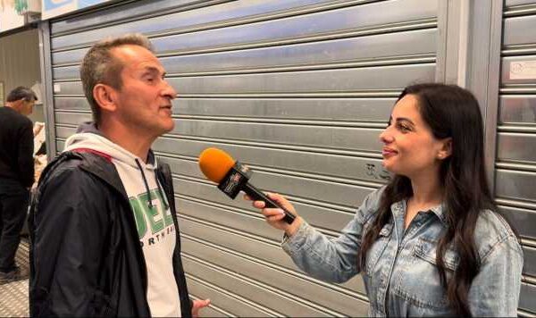 Calcio al mercato, ep. 11: il Cagliari vince contro la Cremonese, le interviste ai tifosi