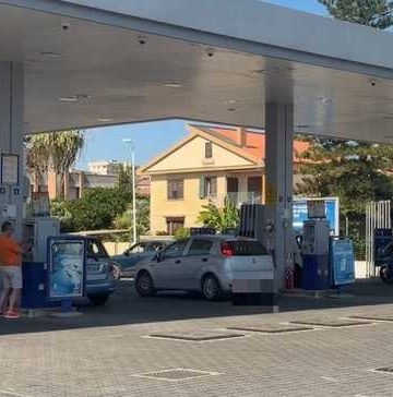 Gasolio sempre più caro in Sardegna: 2,116 euro al litro, automobilisti stremati