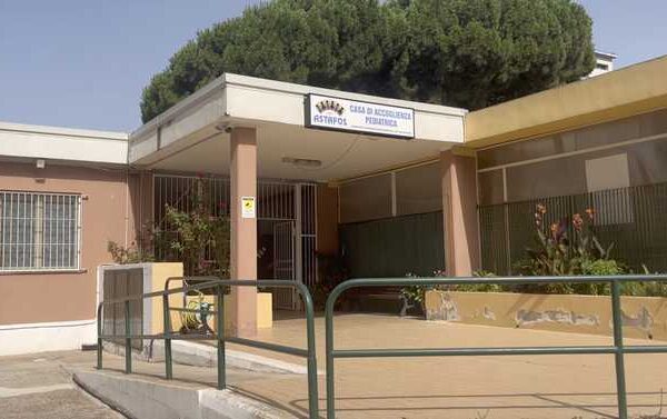 Storie e voci dalla casa di Cagliari che accoglie i piccoli pazienti oncologici e le loro famiglie: il reportage