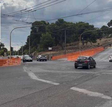 Piazza d’Armi, proseguono i lavori per la rotatoria tra disagi e preoccupazioni