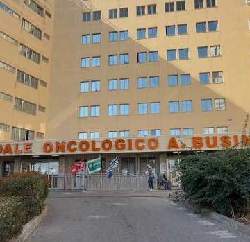 Cagliari, il cantiere del Businco è ancora in ritardo: Usb prepara il sit-in